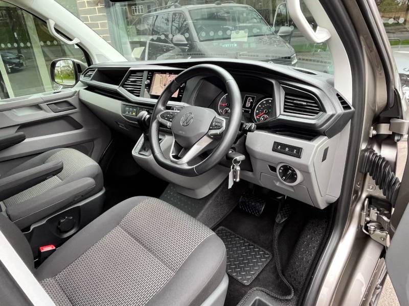 Volkswagen Transporter   Registered:2020(70)