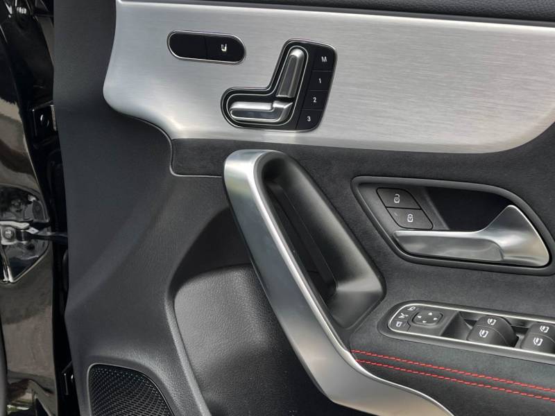 Mercedes Benz A Class   Registered:2025(75)