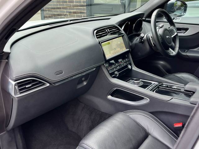 2019 Jaguar F-Pace 2.0d R-Sport AWD Auto 180ps