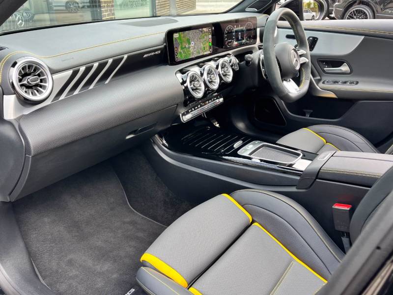 Mercedes Benz A 45   Registered:2024(74)