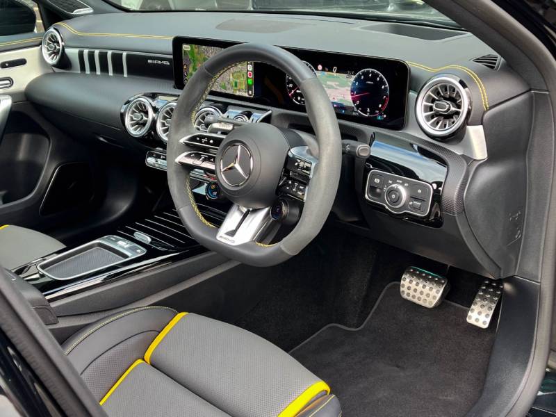 Mercedes Benz A 45   Registered:2024(74)