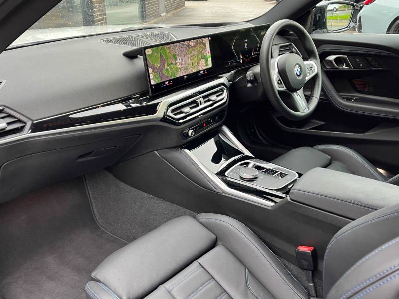 BMW 2 Series   Registered:2024(24)