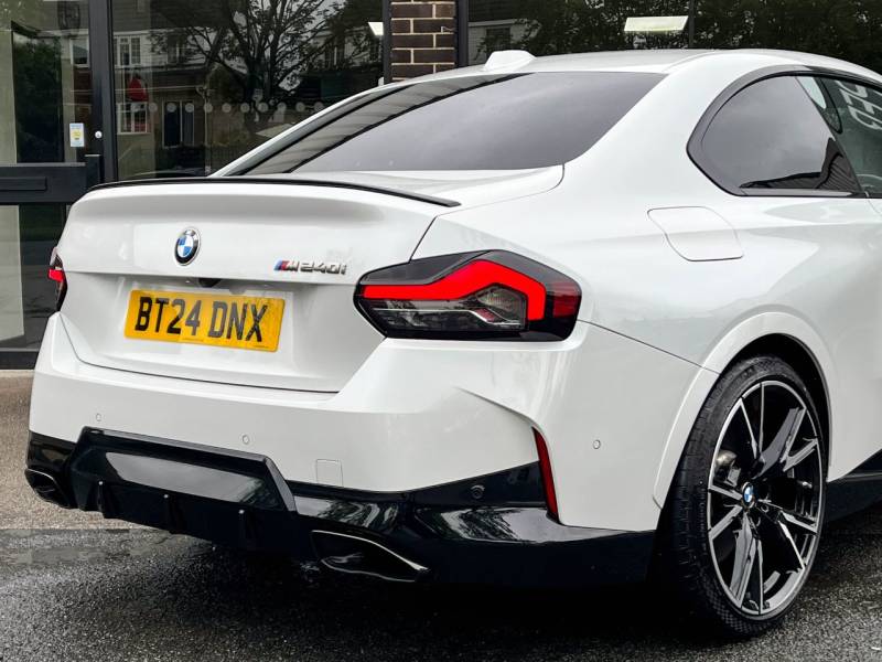 BMW 2 Series   Registered:2024(24)
