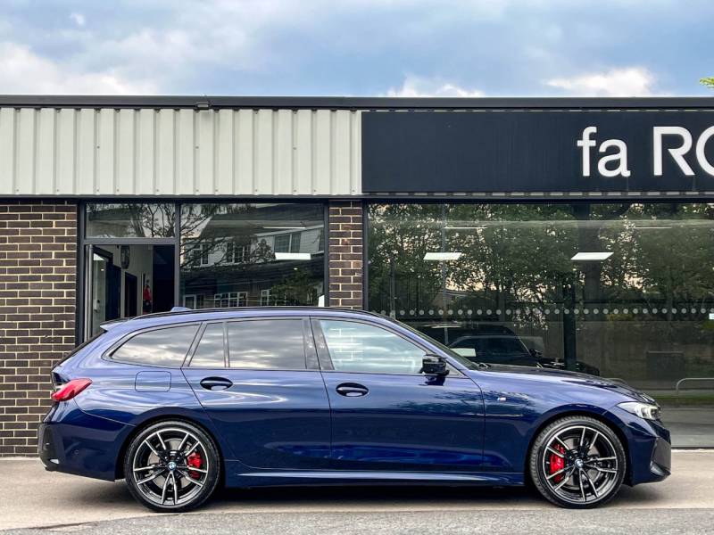 BMW 3 Series   Registered:2023(72)