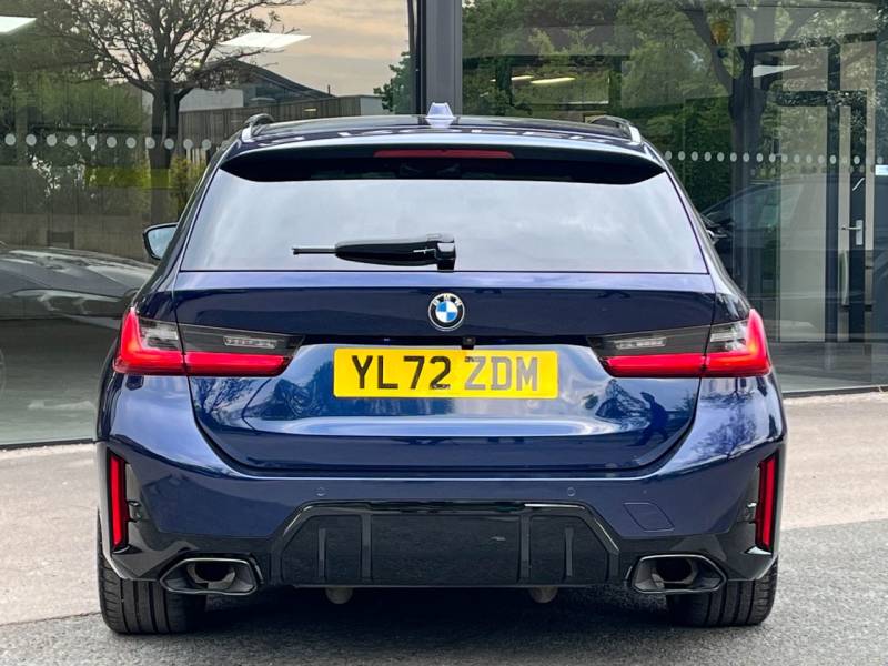 BMW 3 Series   Registered:2023(72)