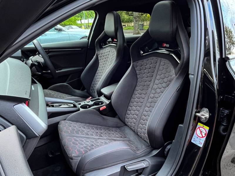 Audi RS3   Registered:2025(25)
