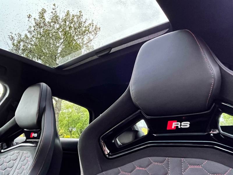 Audi RS3   Registered:2025(25)