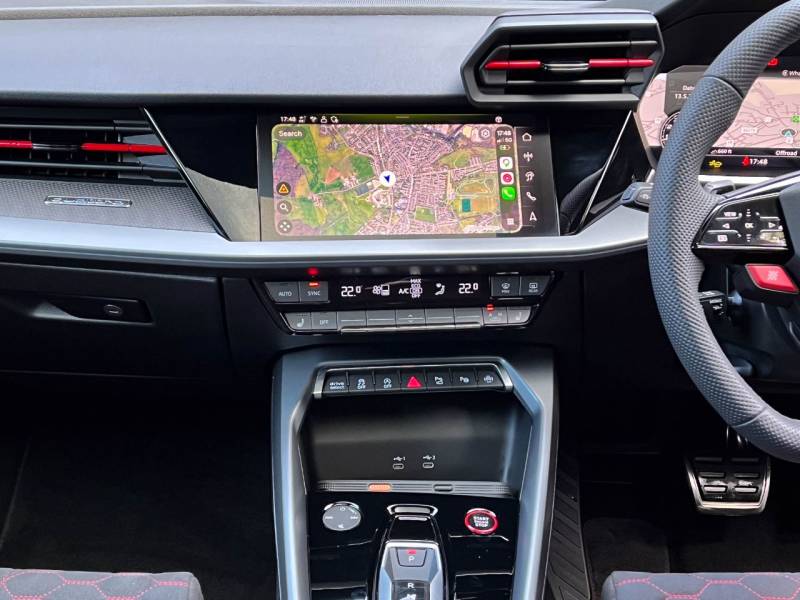 Audi RS3   Registered:2025(25)