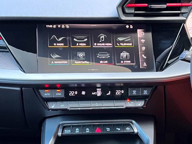 Audi RS3   Registered:2025(25)