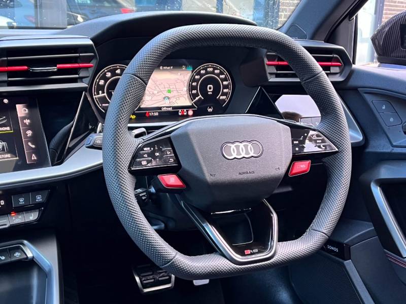 Audi RS3   Registered:2025(25)