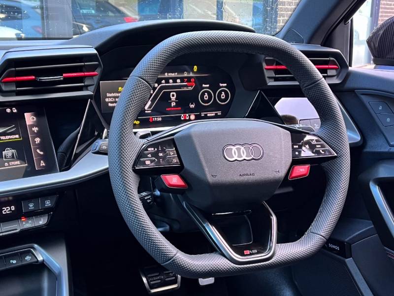 Audi RS3   Registered:2025(25)