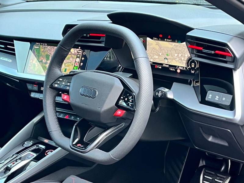 Audi RS3   Registered:2025(25)