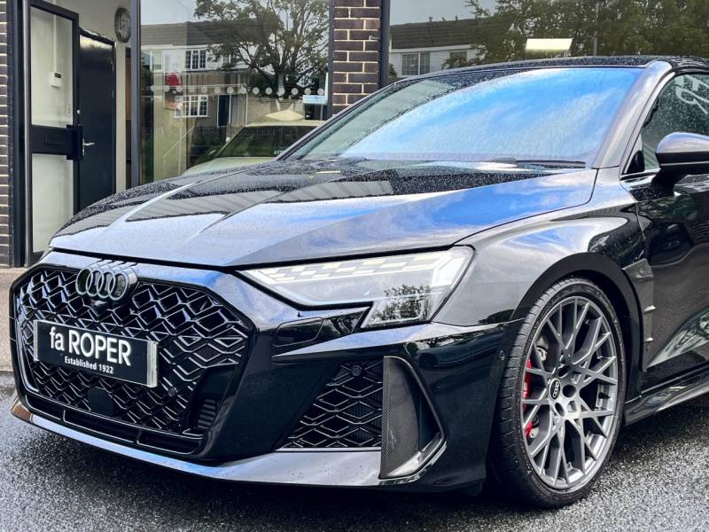 Audi RS3   Registered:2025(25)