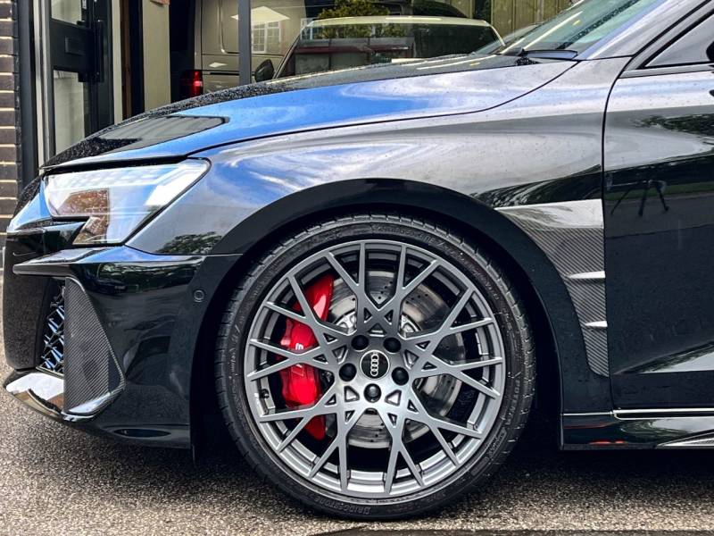 Audi RS3   Registered:2025(25)