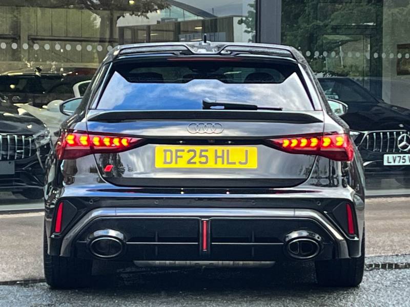 Audi RS3   Registered:2025(25)