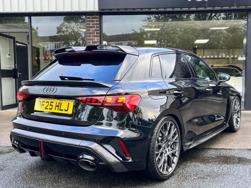 Audi RS3   Registered:2025(25)