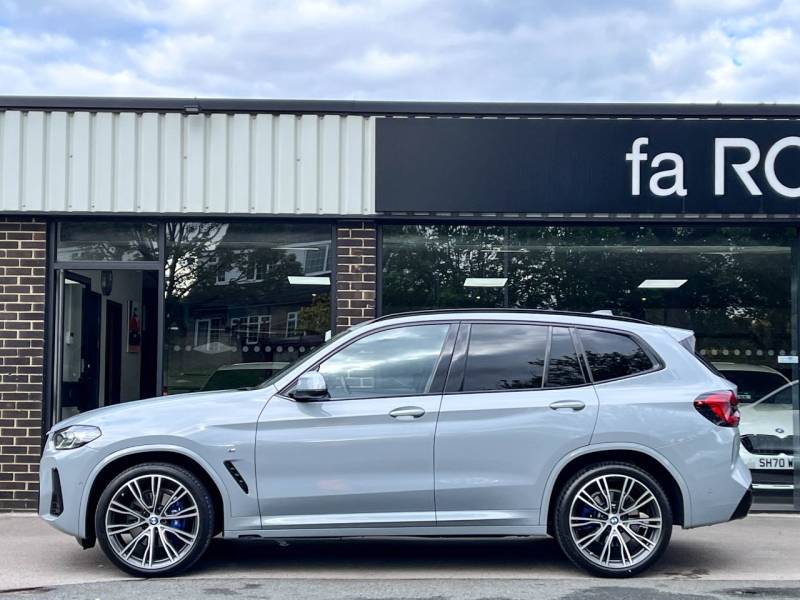 BMW X3   Registered:2022(72)