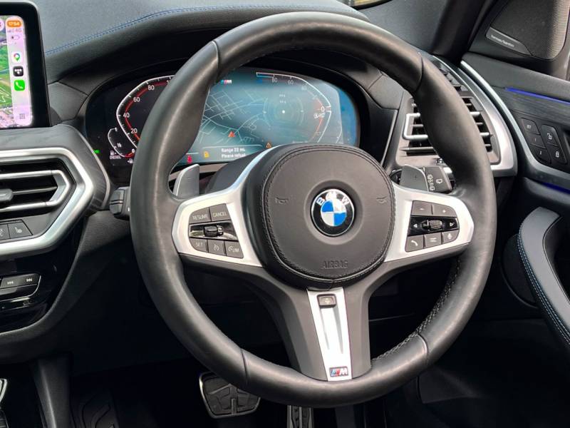 BMW X3   Registered:2022(72)