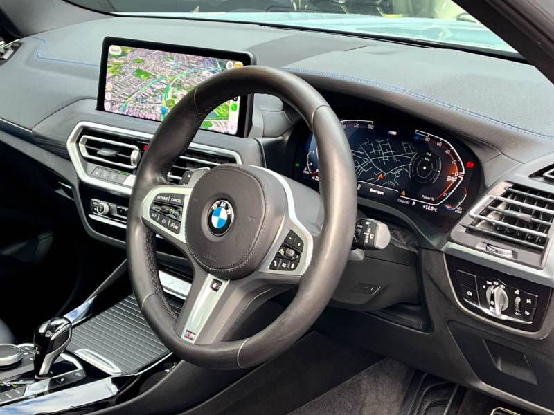 BMW X3   Registered:2022(72)