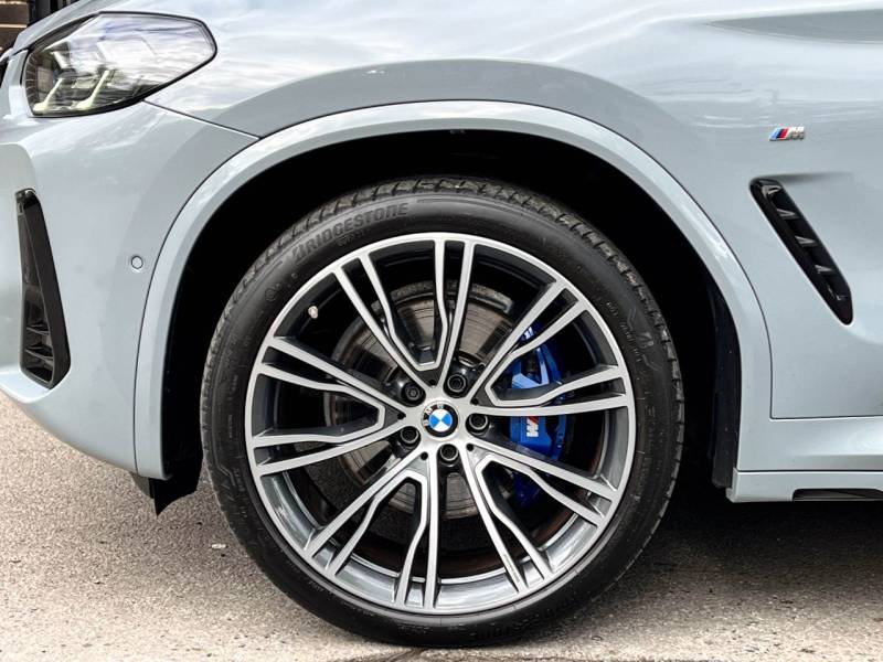 BMW X3   Registered:2022(72)