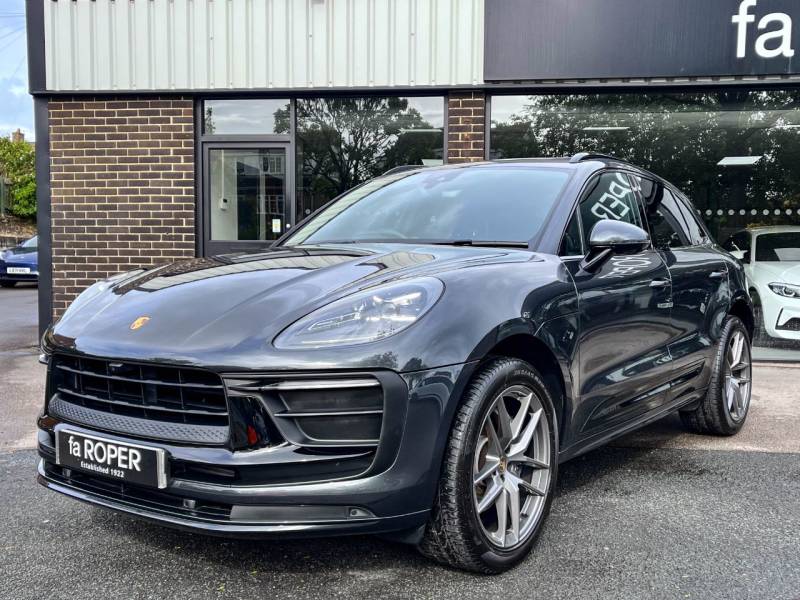 Porsche Macan   Registered:2024(24)