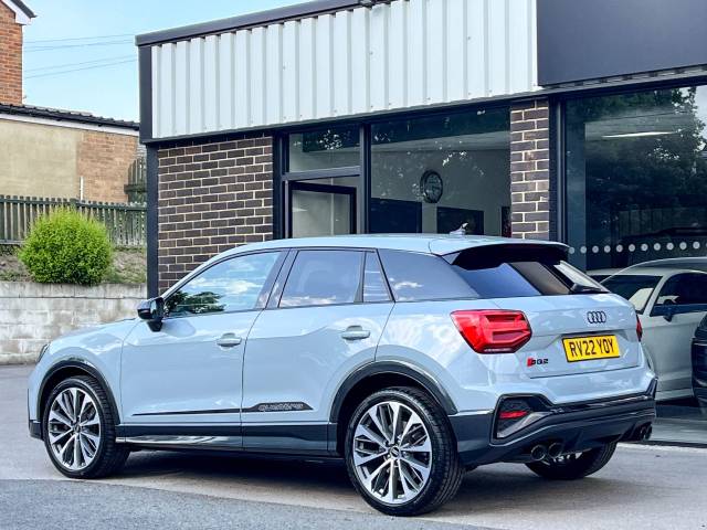 2022 Audi SQ2 Black Edition 2.0 TFSI quattro S tronic 300ps