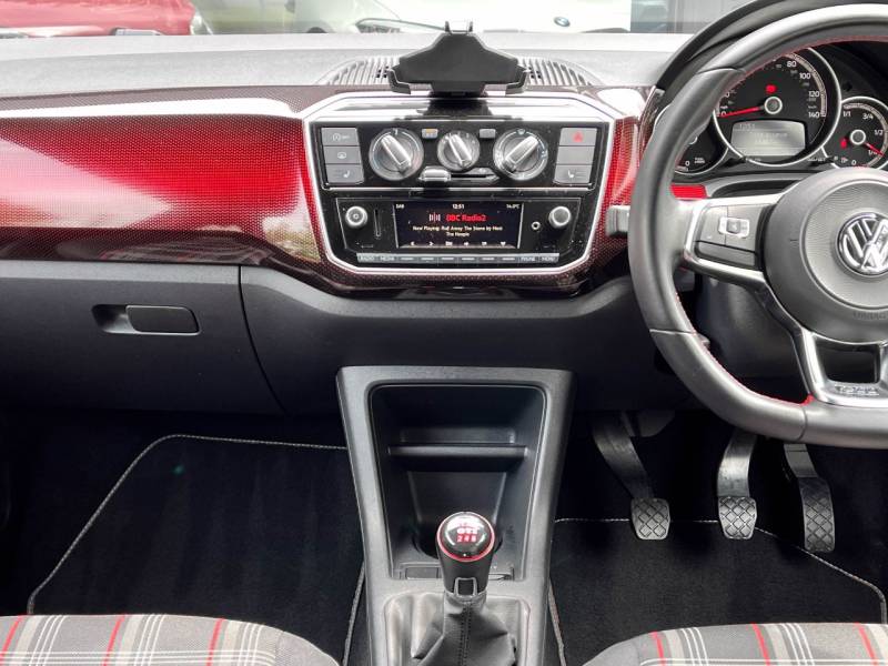 Volkswagen Up   Registered:2018(68)