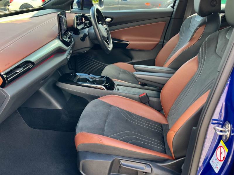 Volkswagen Id.4   Registered:2021(71)