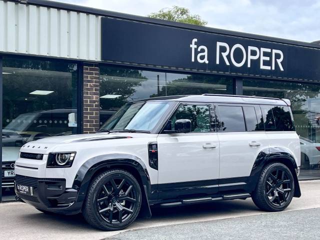 2025 Land Rover Defender 110 D250 3.0 MHEV X Dynamic SE URBAN Auto