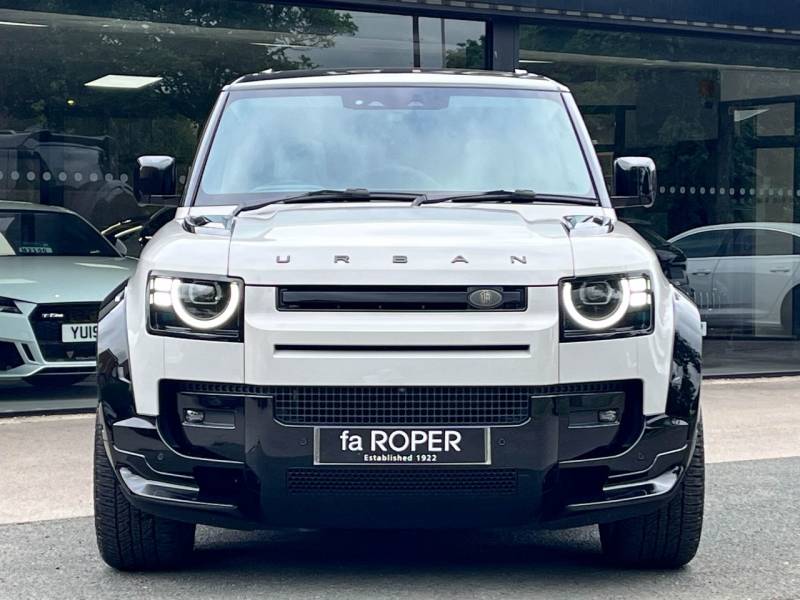 Land Rover Defender 110   Registered:2025(75)
