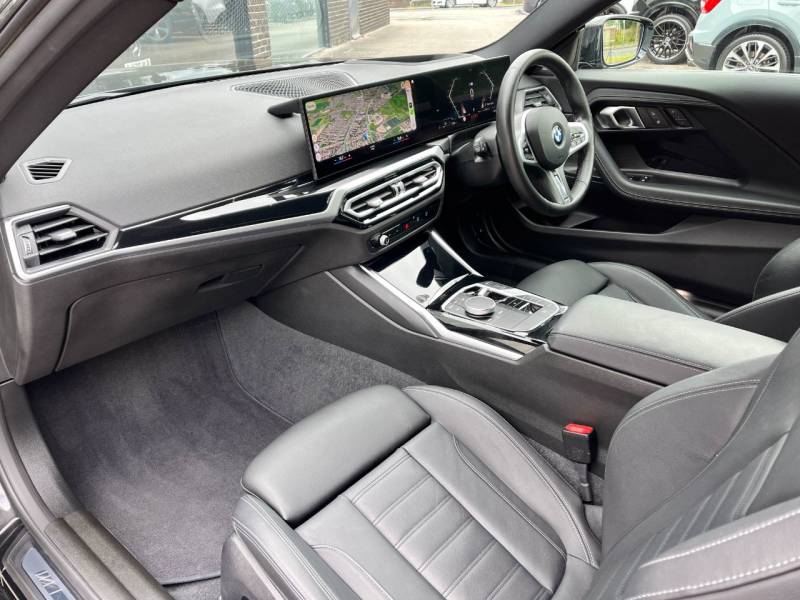 BMW 2 Series   Registered:2025(74)
