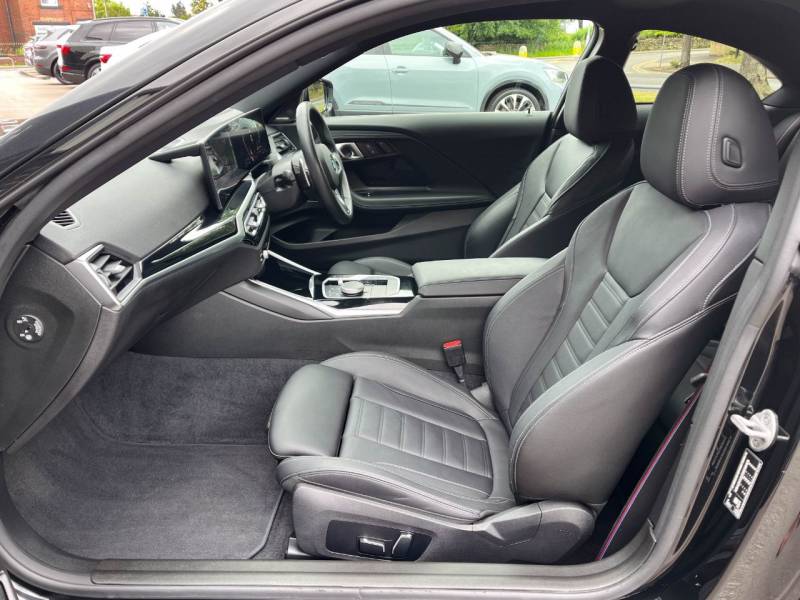 BMW 2 Series   Registered:2025(74)