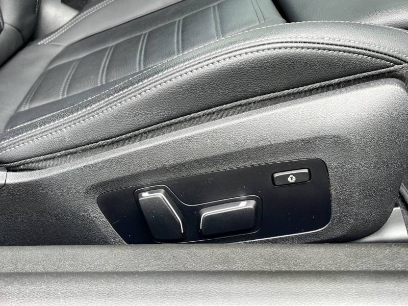 BMW 2 Series   Registered:2025(74)