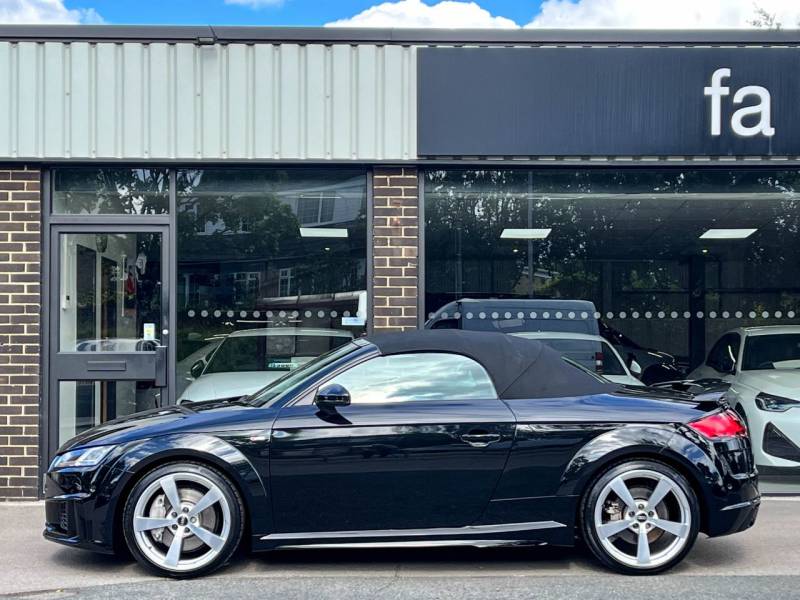 Audi TT   Registered:2022(72)