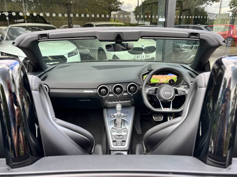 Audi TT   Registered:2022(72)