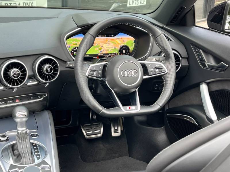 Audi TT   Registered:2022(72)