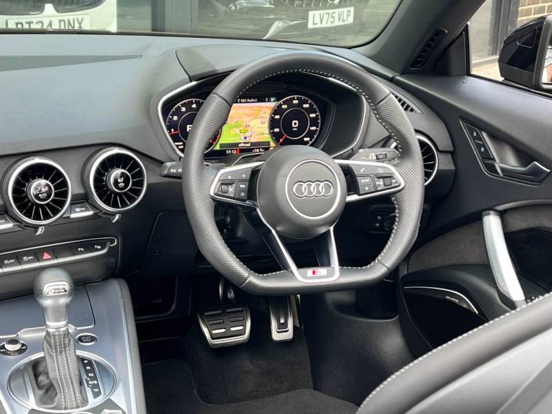 Audi TT   Registered:2022(72)