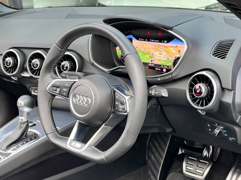 Audi TT   Registered:2022(72)
