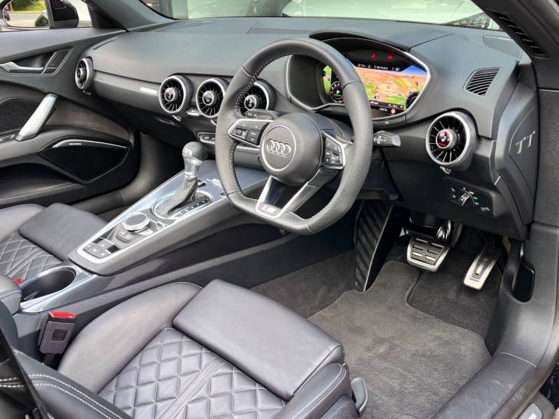 Audi TT   Registered:2022(72)