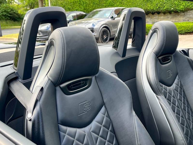 Audi TT   Registered:2022(72)