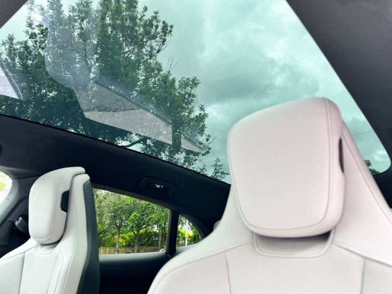 Porsche Taycan   Registered:2023(23)