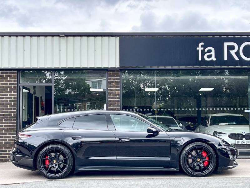 Porsche Taycan   Registered:2023(23)