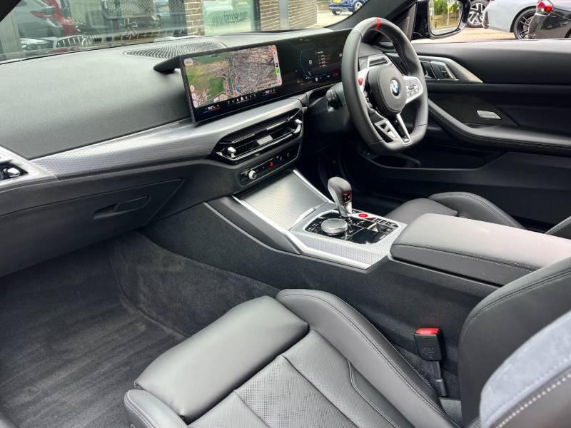 BMW M4   Registered:2026(26)