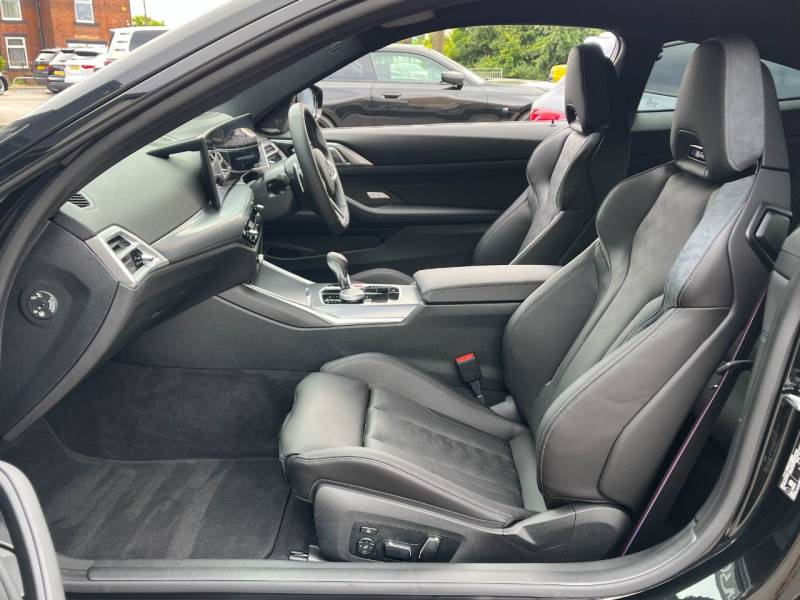 BMW M4   Registered:2026(26)