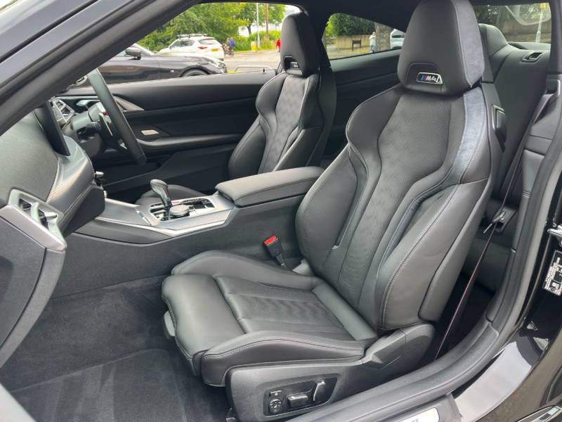 BMW M4   Registered:2026(26)