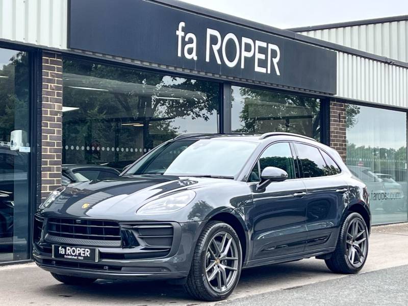 Porsche Macan   Registered:2024(24)