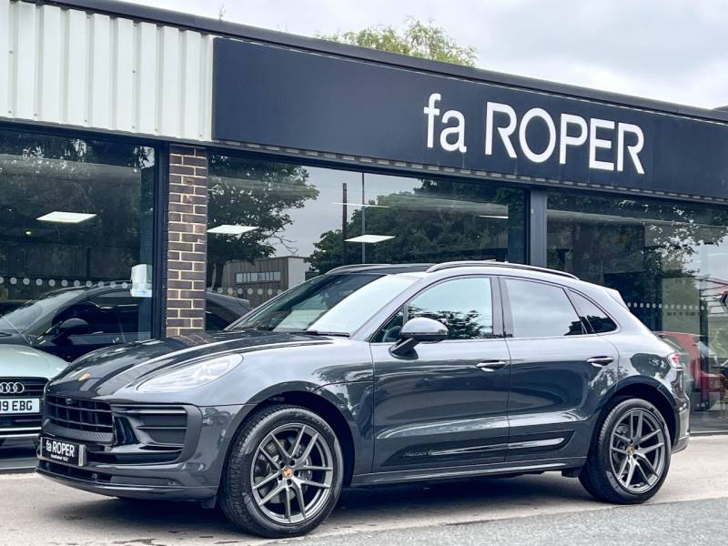 Porsche Macan   Registered:2024(24)