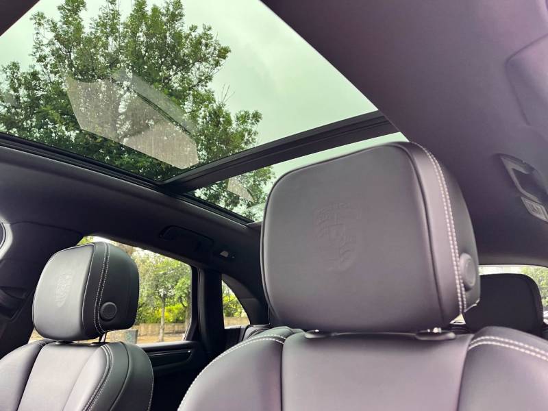 Porsche Macan   Registered:2024(24)