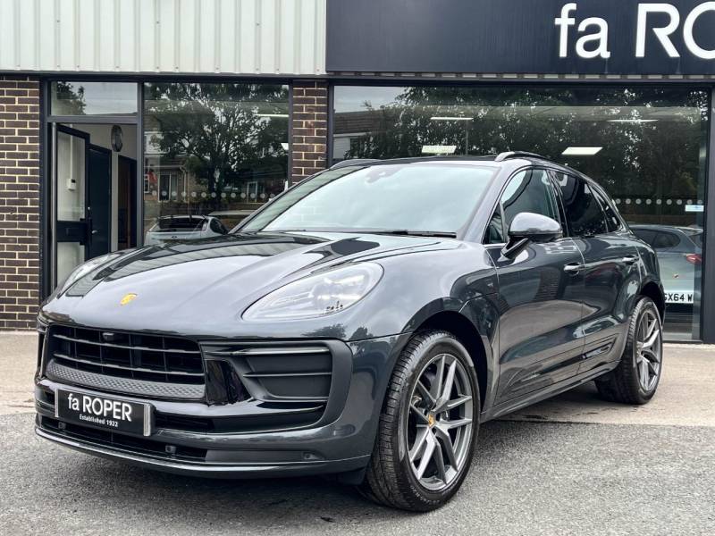 Porsche Macan   Registered:2024(24)