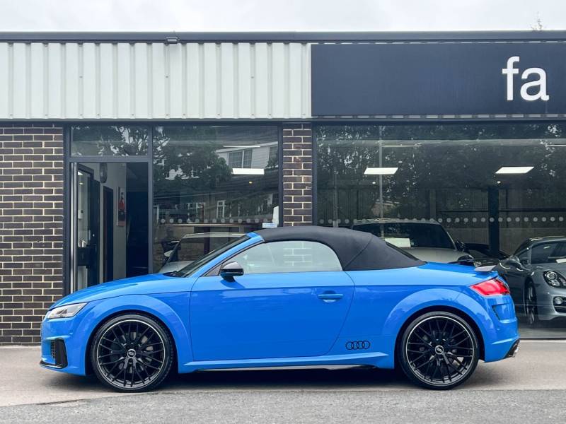 Audi TTS   Registered:2021(71)